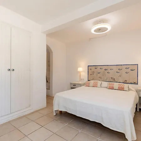 Вилла Binisagoc A - With Private Pool Free Wifi Бинибека