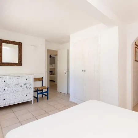 Binisagoc A - With Private Pool Free Wifi *